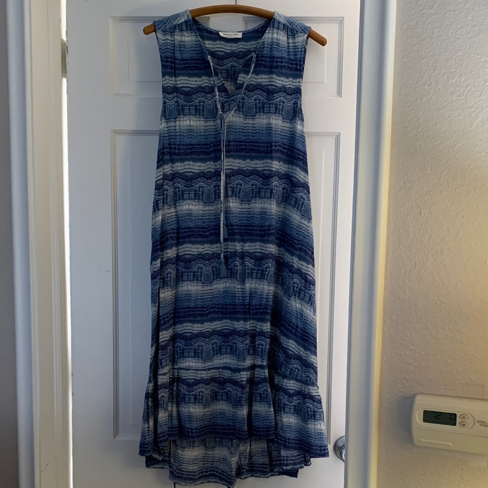 beachlunchlounge collection sundress in shades of blue 
Size Small